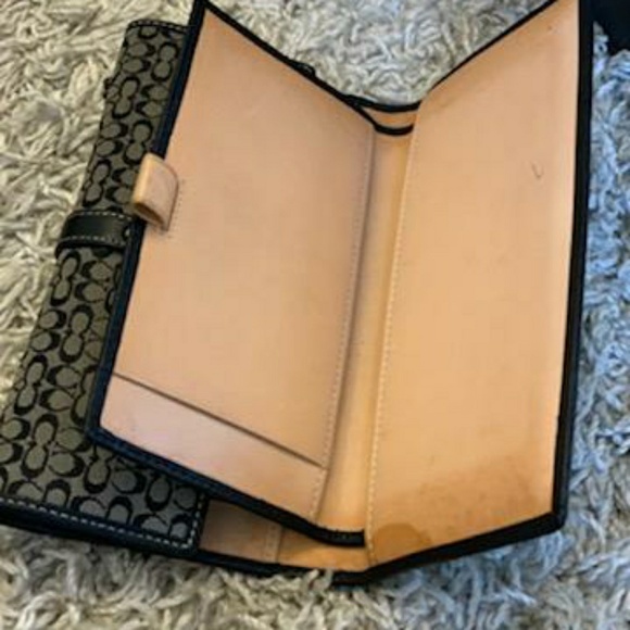 Coach | Wallet - Picture 6 of 8